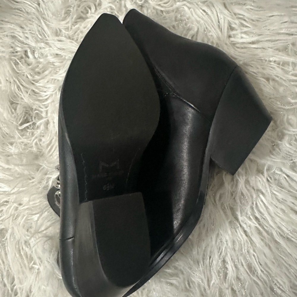 Marc Fisher Black leather Ankle Boots with Silver Chain Detail Western - Picture 7 of 7